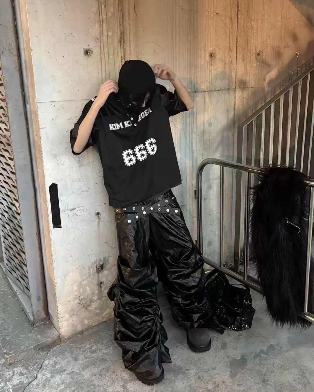 666
